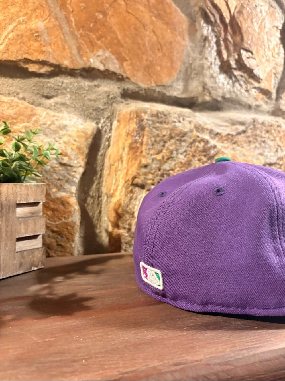 New era Colorado Rockies big league chew with pin 7 1/8